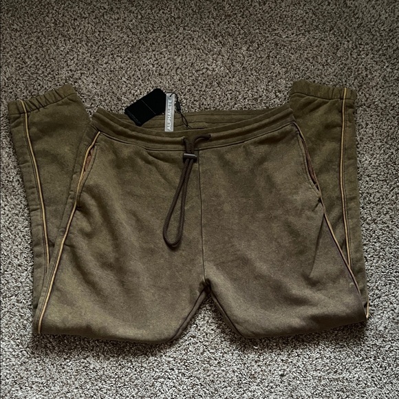 NWT Alphalete | Joggers - Picture 2 of 4